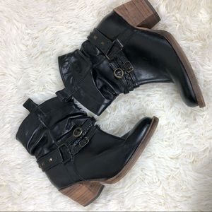 Steve Madden • Booties • Black • Size 6.5
